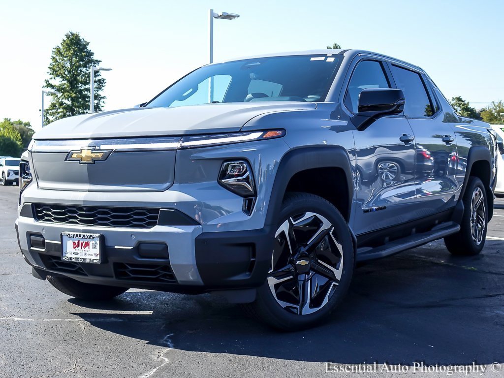 New 2026 Chevrolet Silverado EV LT image 2
