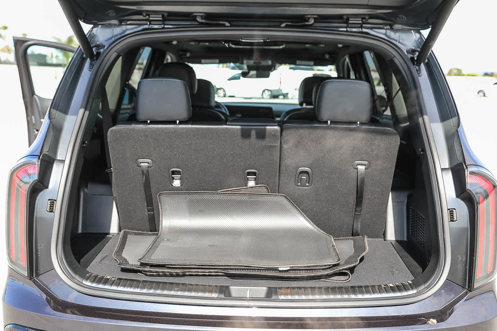 Used 2025 Kia Telluride SX X-Line AWD/4WD image 25