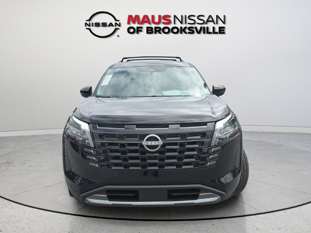 New 2026 Nissan Pathfinder Platinum FWD image 3