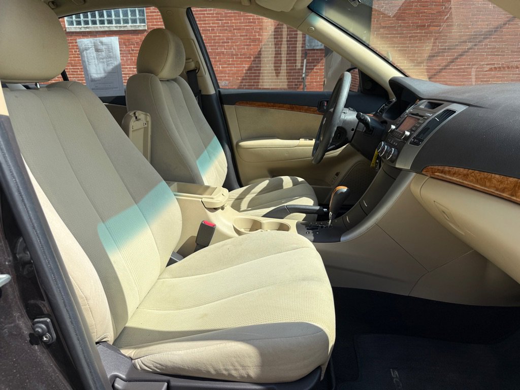 Used 2009 Hyundai Sonata GLS FWD image 10