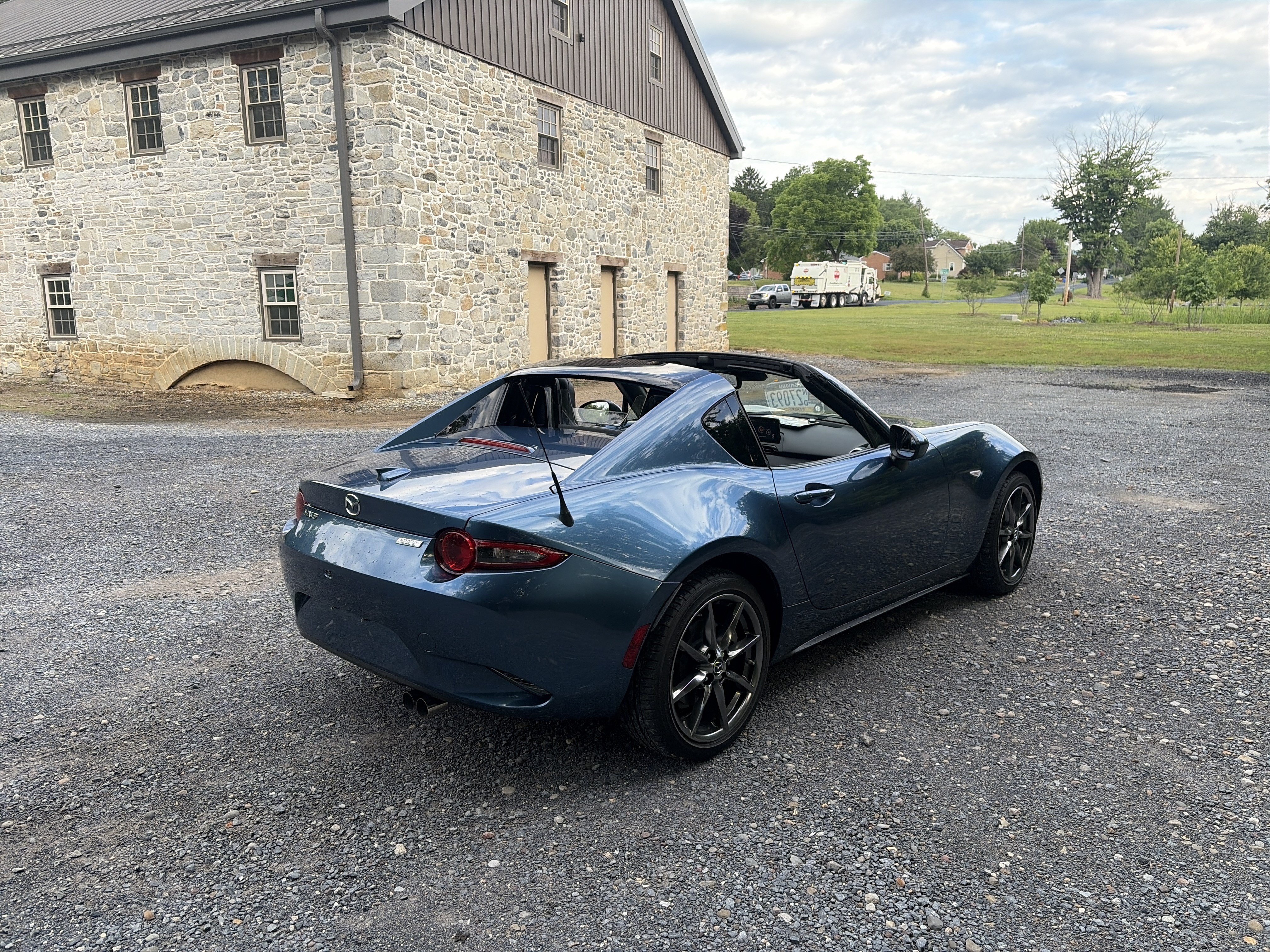 Used 2019 MAZDA MX-5 Miata RF Grand Touring RWD image 5