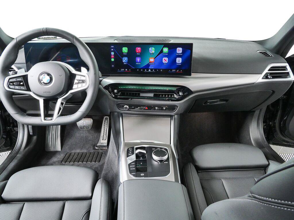 Used 2026 BMW 330i Sedan w/ M Sport Package RWD image 18