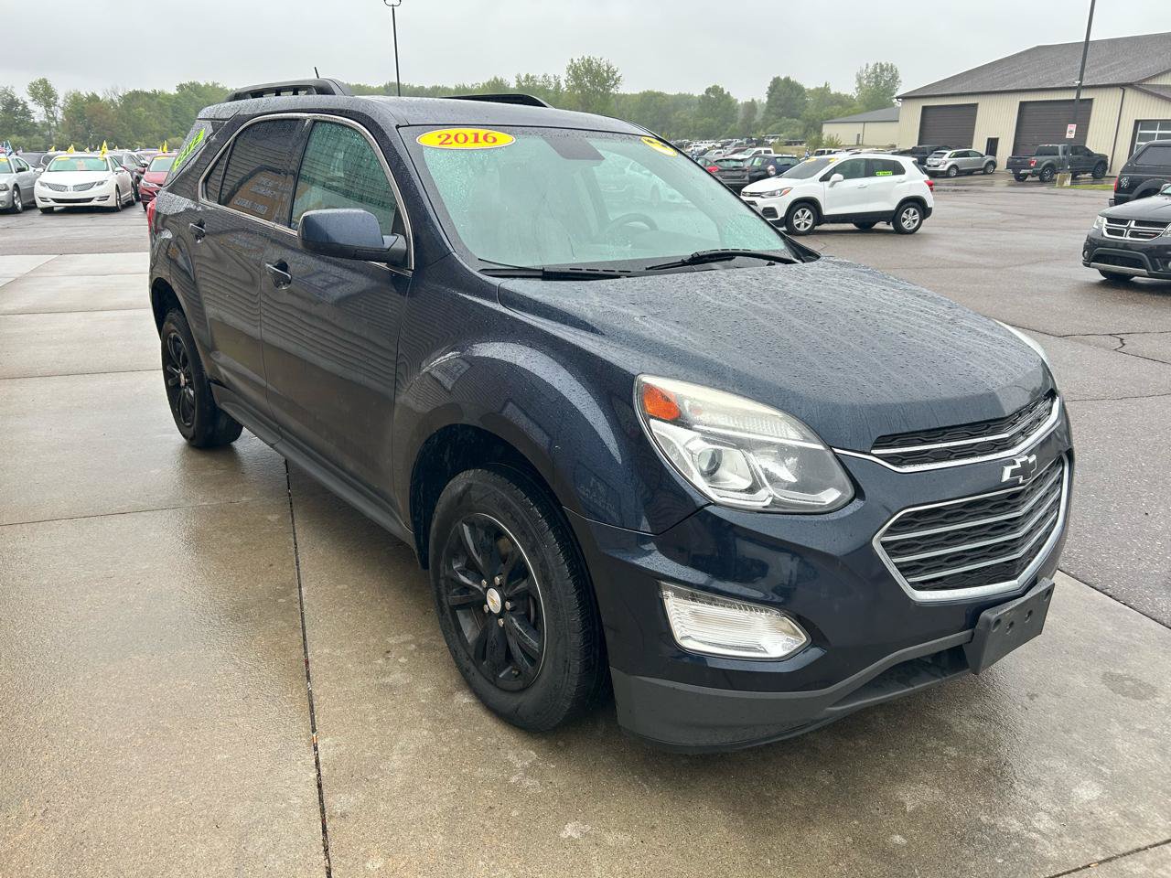 Used 2016 Chevrolet Equinox LT FWD image 3