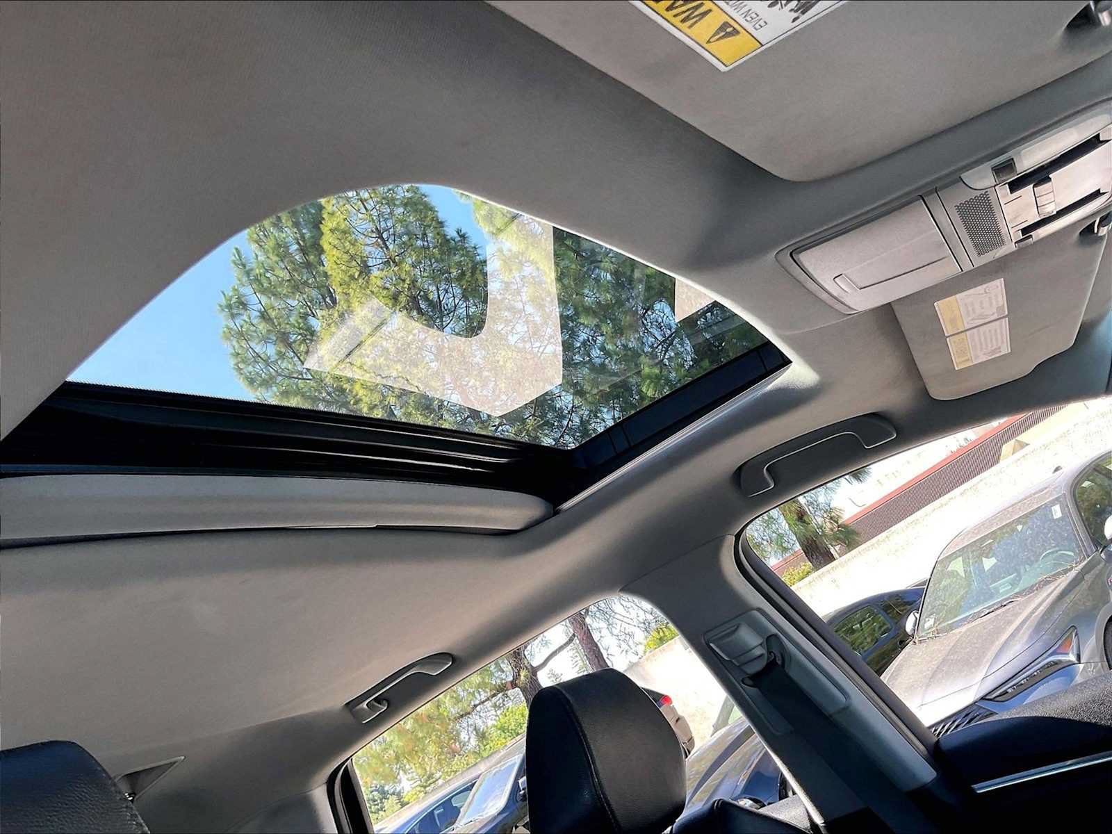 Used 2018 Acura MDX SH-AWD image 24