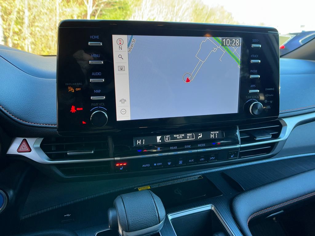 Used 2024 Toyota Sienna XSE image 16