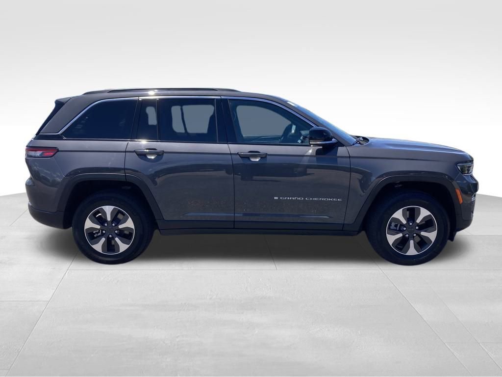 New 2024 Jeep Grand Cherokee Limited 4xe image 7