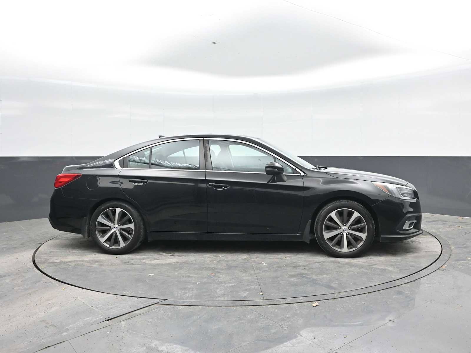Used 2018 Subaru Legacy 2.5i Limited AWD/4WD image 7