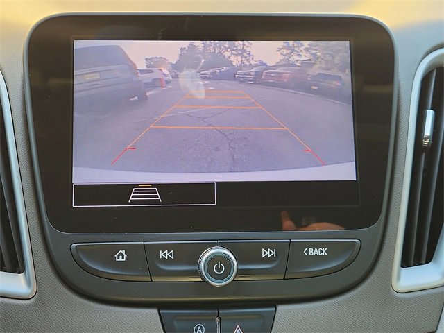 Used 2022 Chevrolet Malibu LT image 14