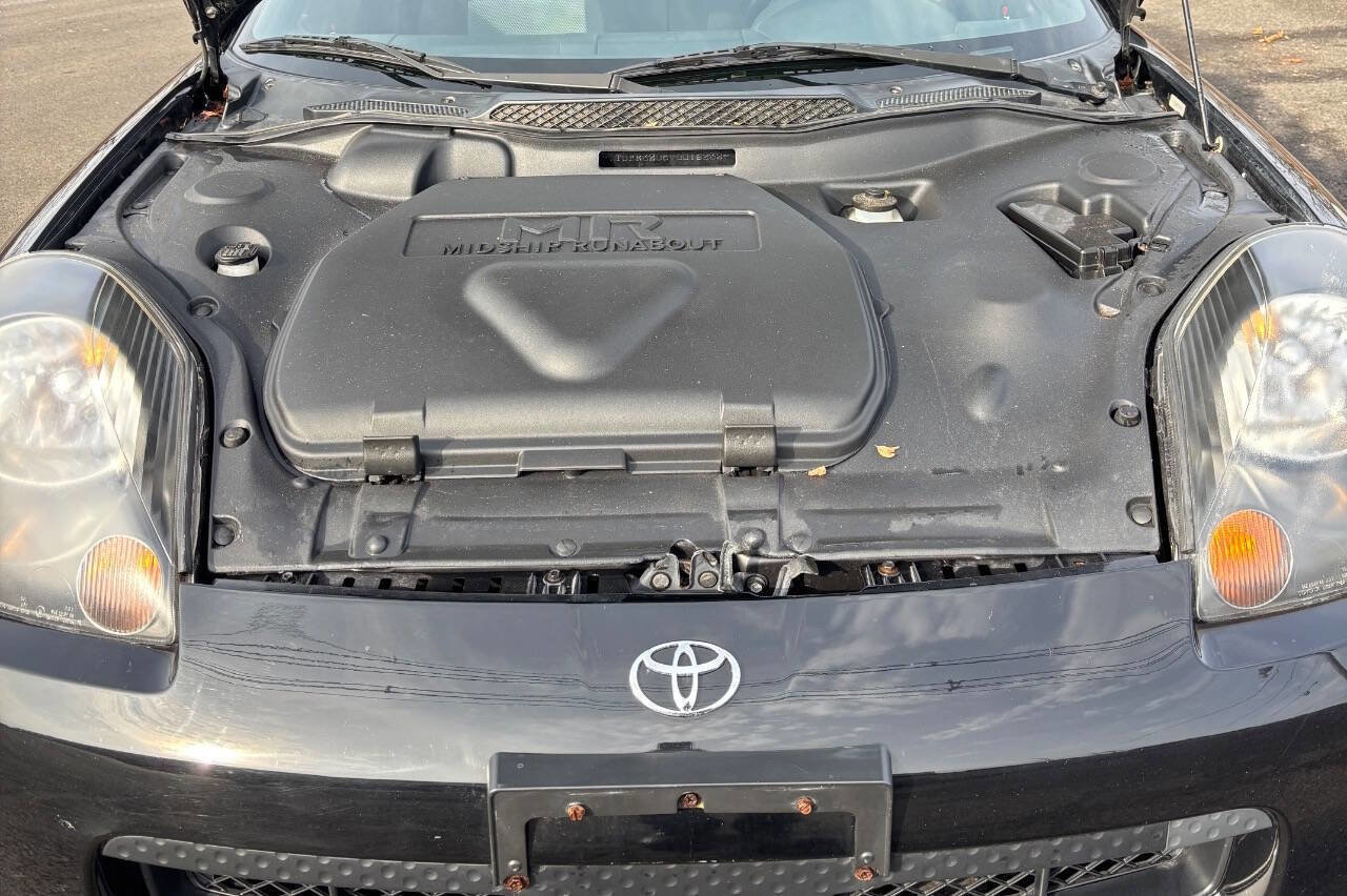 Used 2000 Toyota MR2 image 18