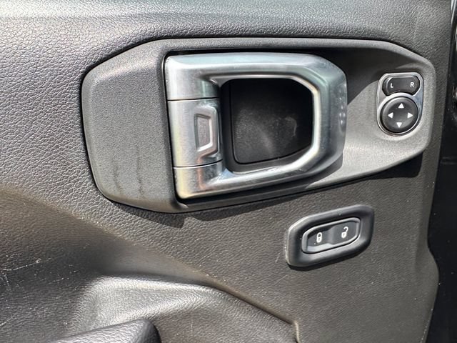 Used 2024 Jeep Wrangler Unlimited Rubicon AWD/4WD image 5