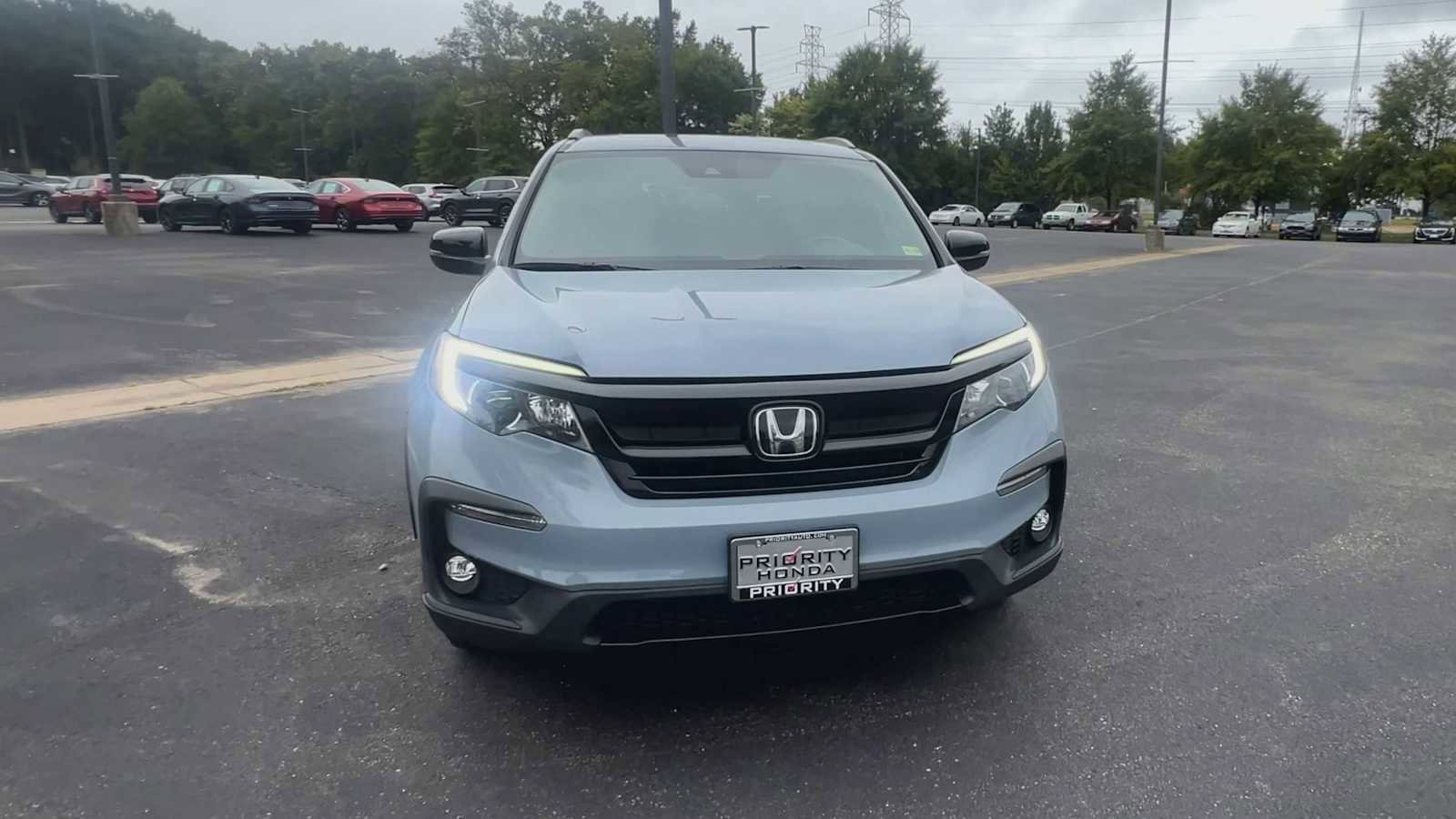 Certified 2022 Honda Pilot TrailSport image 3