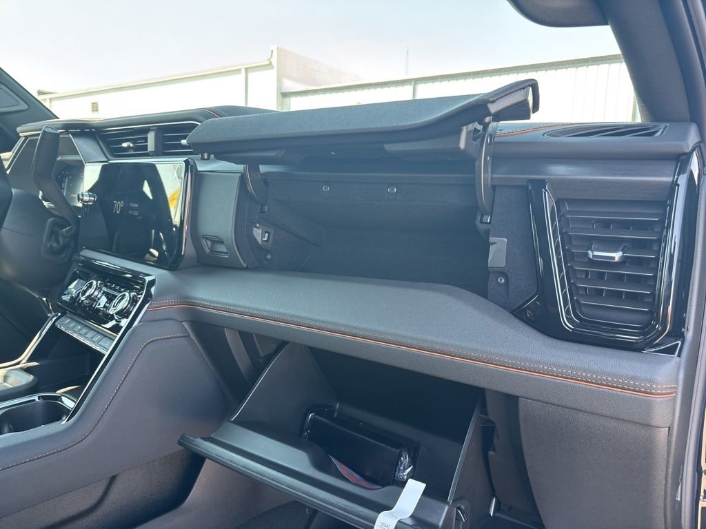 New 2026 GMC Sierra 2500 AT4 w/ AT4 Premium Plus Package image 25