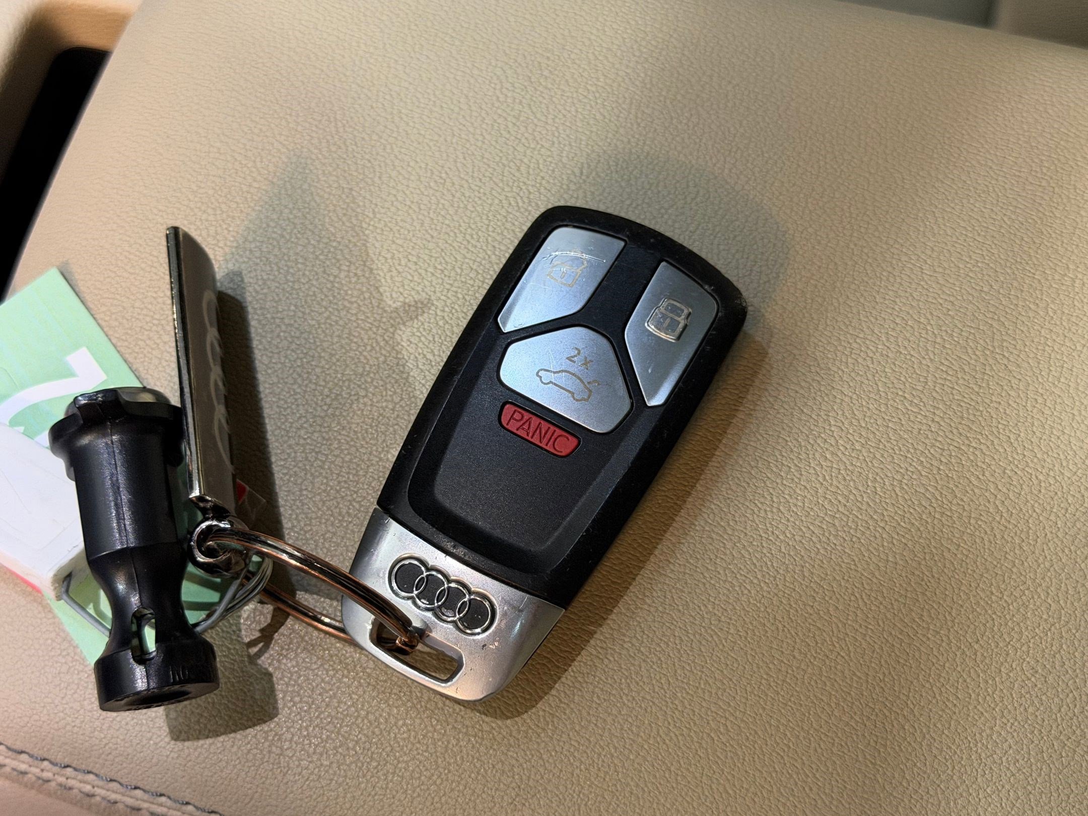 Used 2021 Audi A4 2.0T Premium w/ Convenience Package image 32