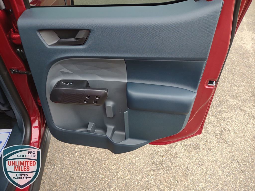 New 2025 Ford Maverick XLT w/ XLT Luxury Package image 36