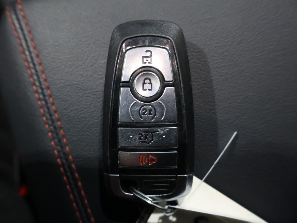 Used 2025 Ford Explorer ST-Line w/ ST-Line Street Pack image 27