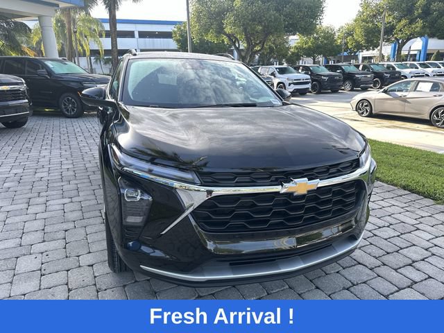 Used 2024 Chevrolet Trax LT FWD image 17