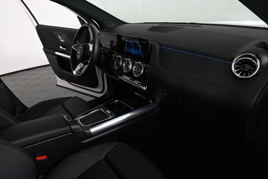 Certified 2026 Mercedes-Benz GLA 250 image 24