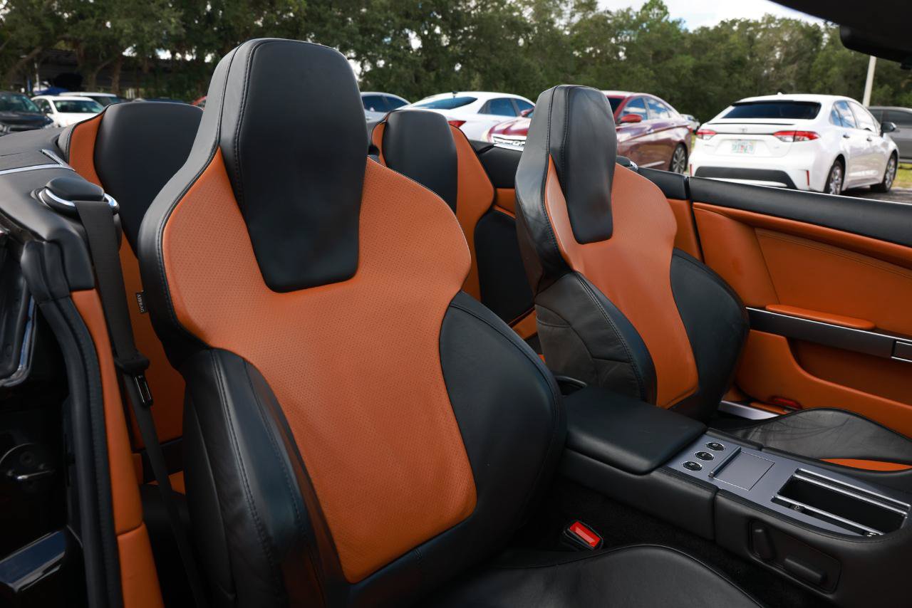 Used 2006 Aston Martin DB9 Volante RWD image 14