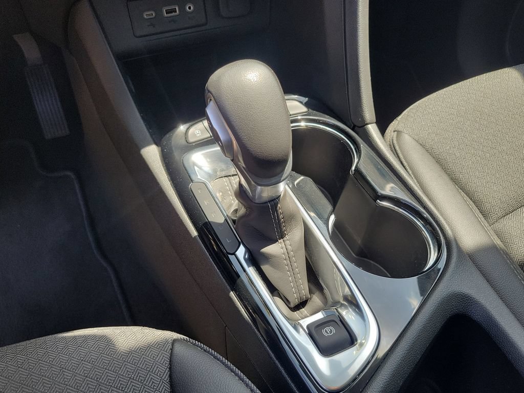 Used 2023 Buick Encore GX Select w/ Safety Package II FWD image 29