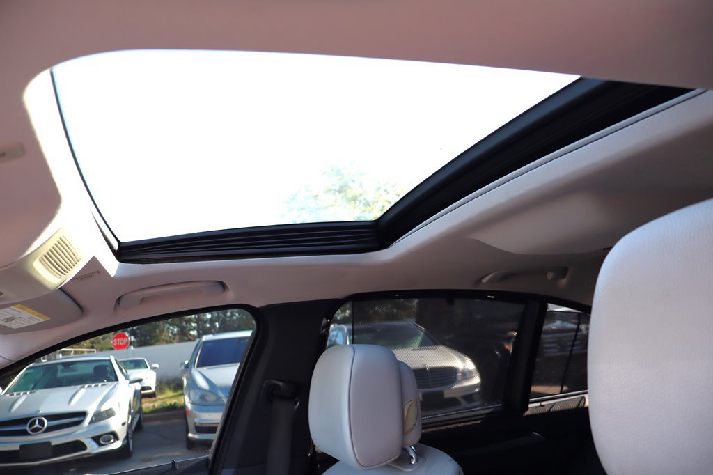 Used 2011 BMW 535i Sedan RWD image 22