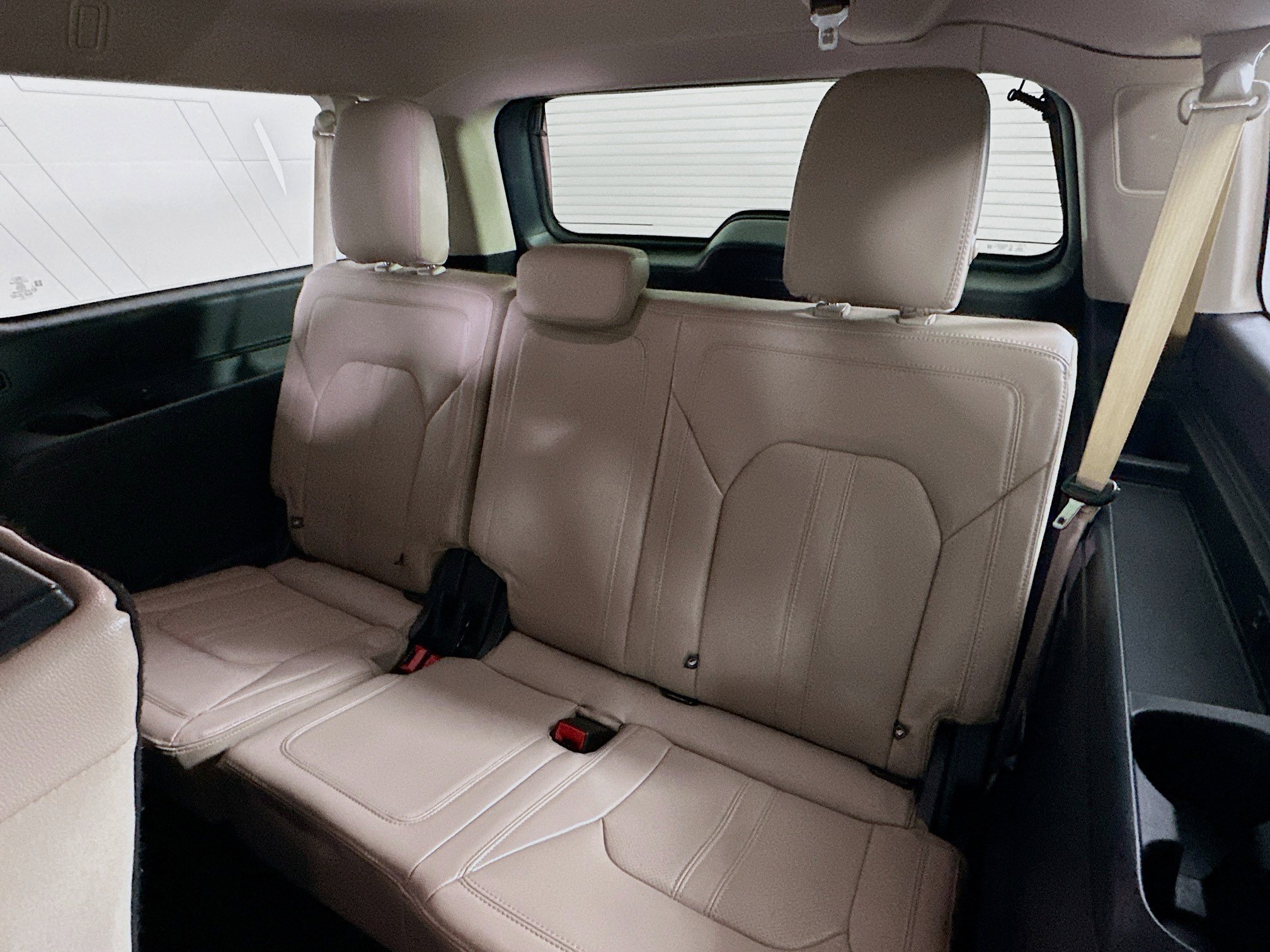 Used 2024 Ford Expedition Max Limited image 31