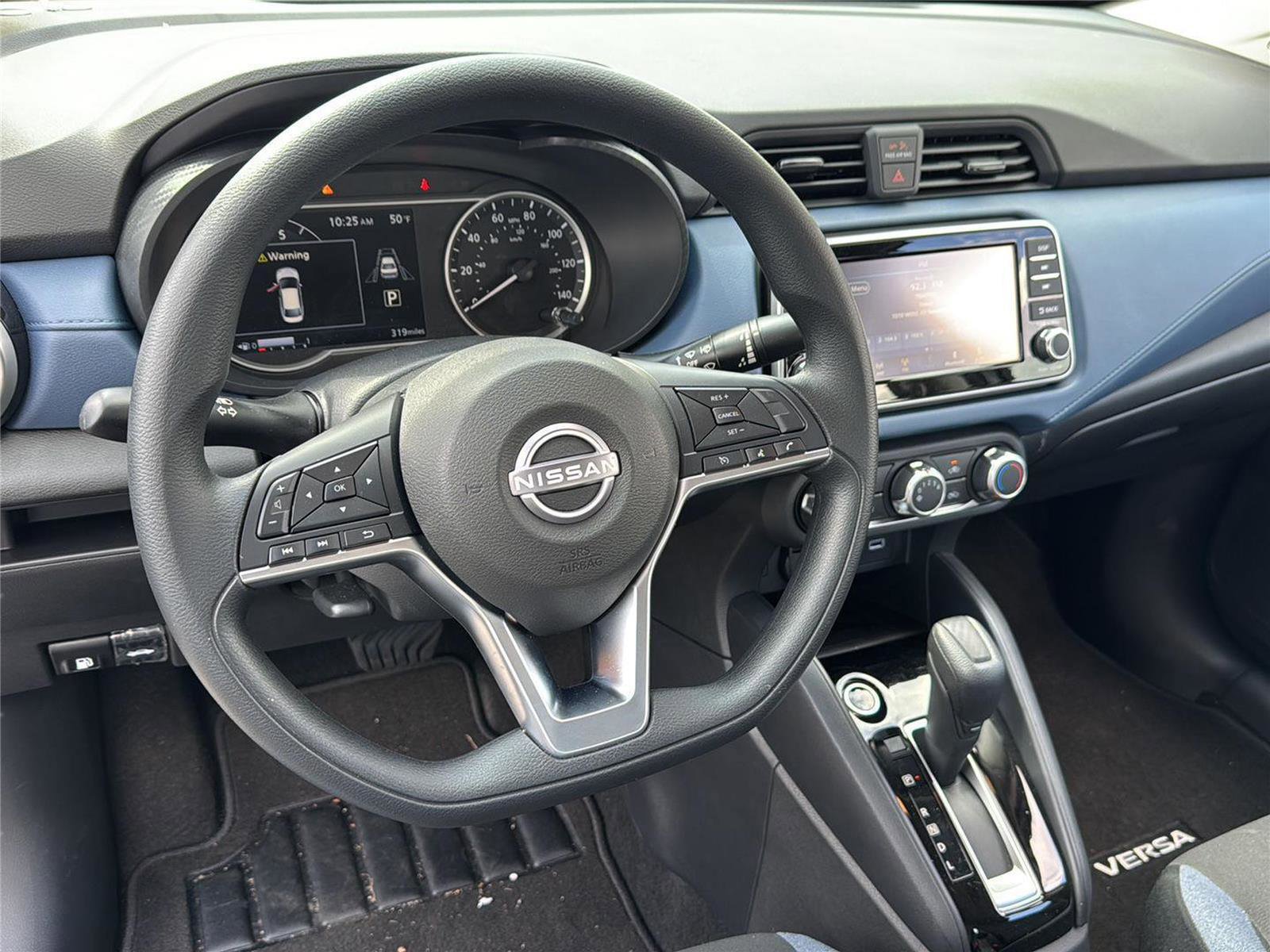 Used 2025 Nissan Versa SV w/ Trunk Package image 15