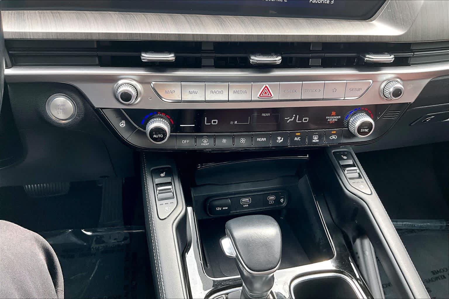 Used 2024 Kia Telluride EX AWD/4WD image 35