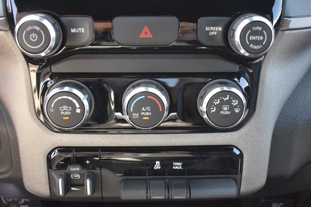 New 2026 RAM 2500 Tradesman w/ Chrome Appearance Group AWD/4WD image 24