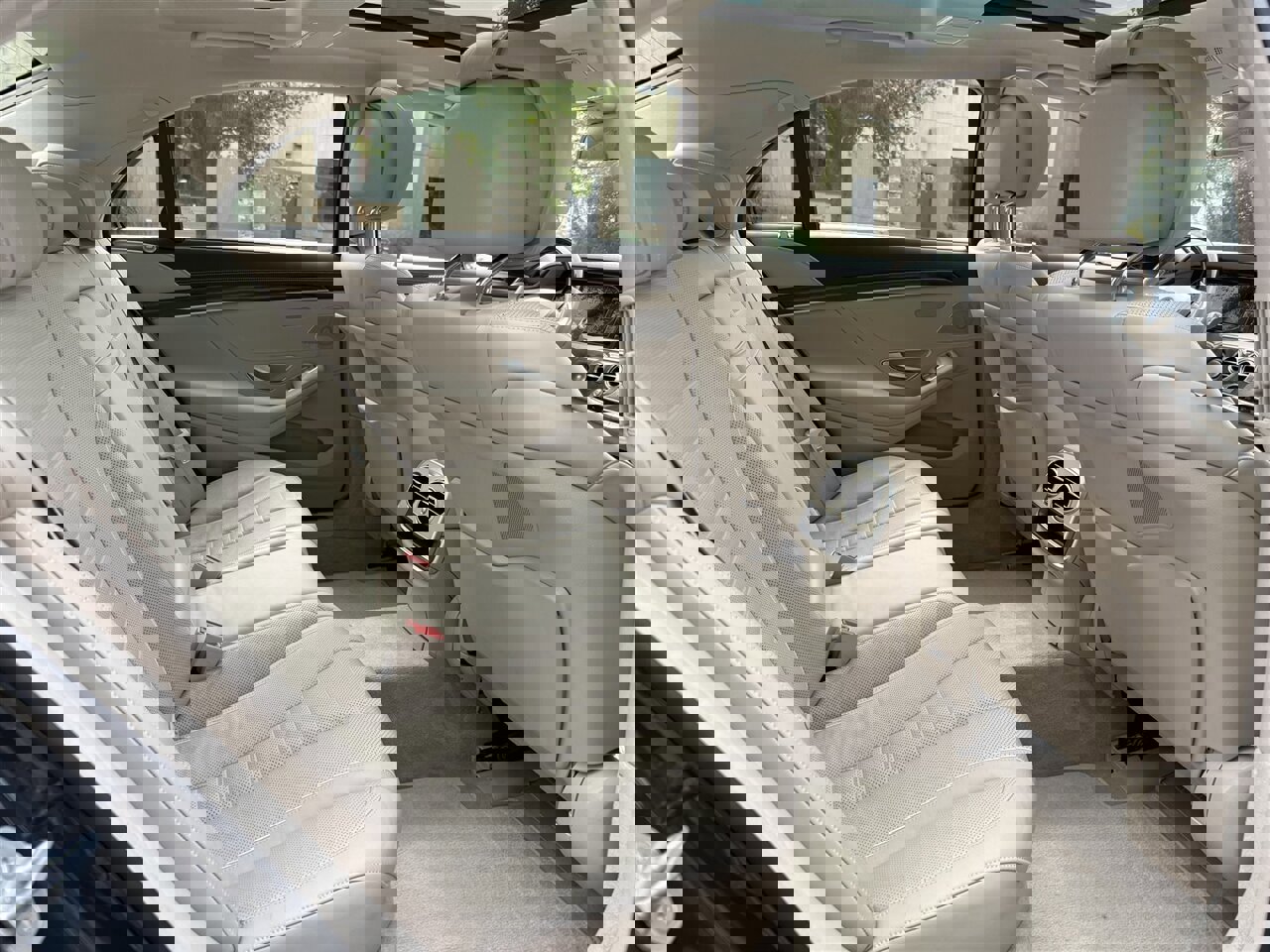 Used 2015 Mercedes-Benz S 550 4MATIC Sedan w/ Premium 1 Package image 12