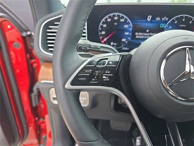 Certified 2025 Mercedes-Benz GLS 450 4MATIC image 37