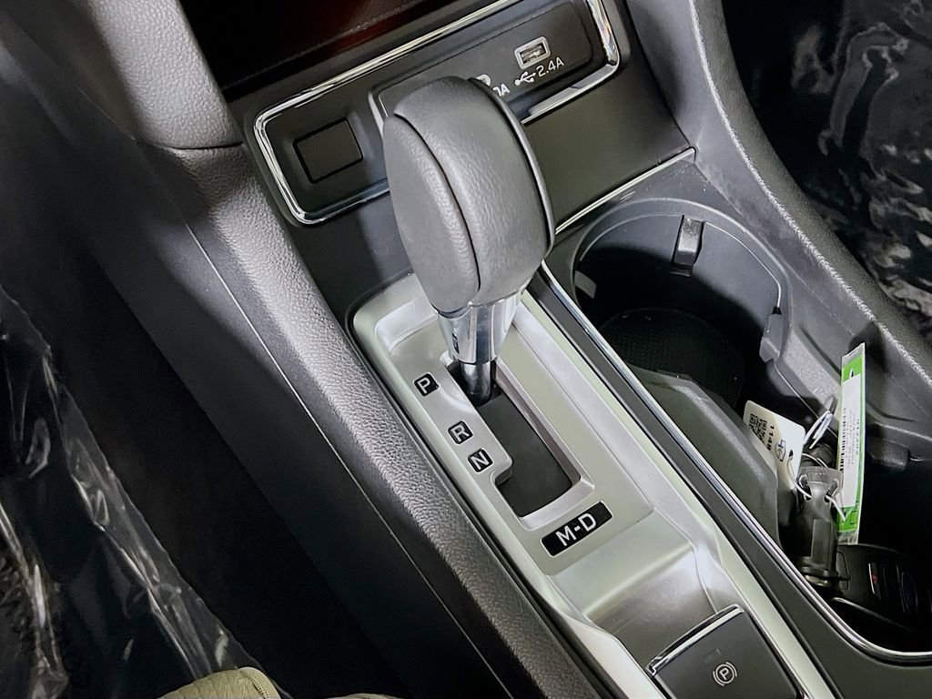 Used 2024 Subaru Ascent Premium w/ Convenience Package image 15