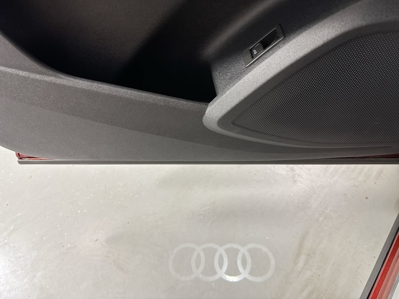Used 2025 Audi Q5 Premium Plus w/ Premium Plus AWD/4WD image 18