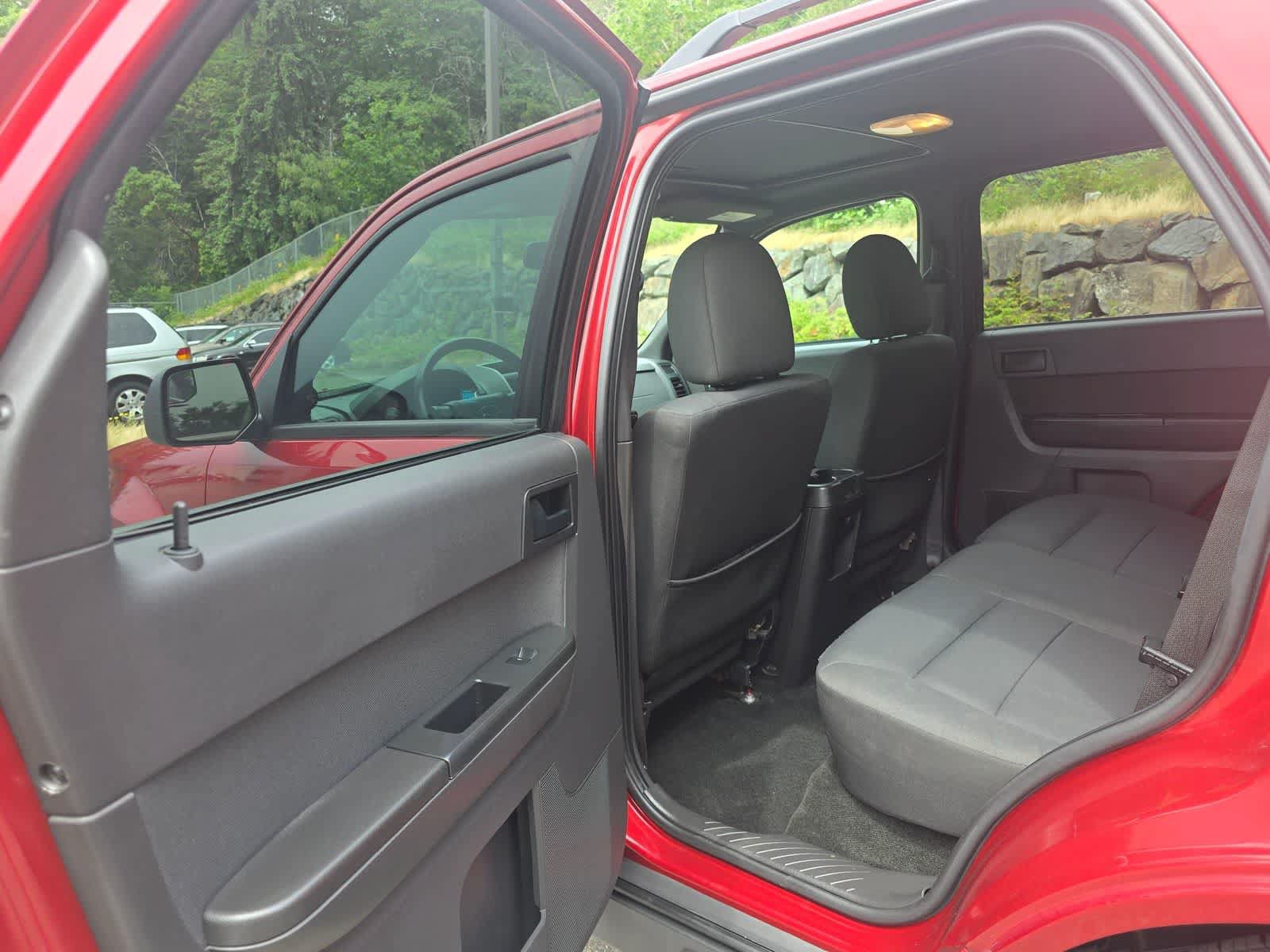 Used 2012 Ford Escape XLT AWD/4WD image 11