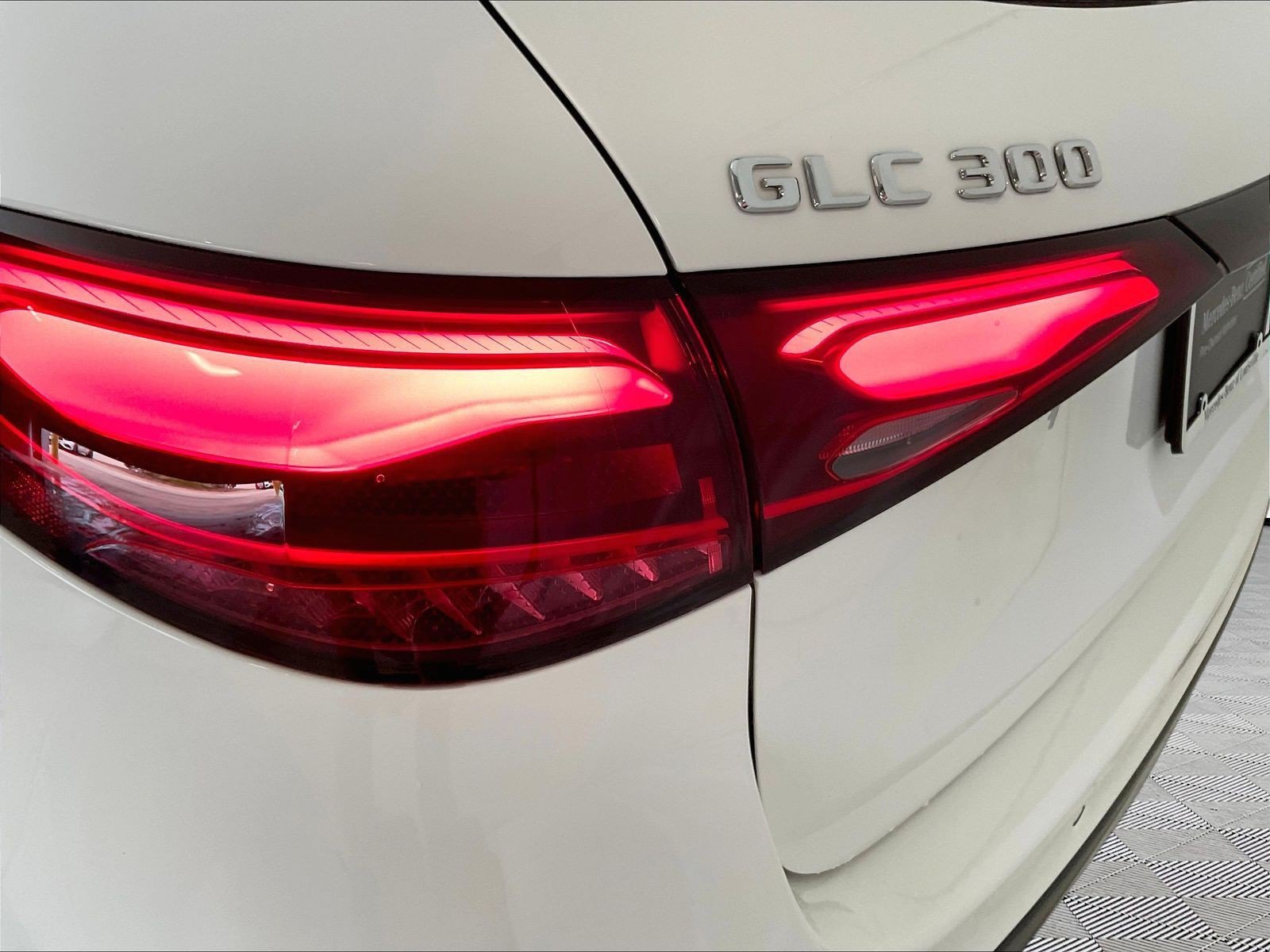 Used 2026 Mercedes-Benz GLC 300 4MATIC image 23