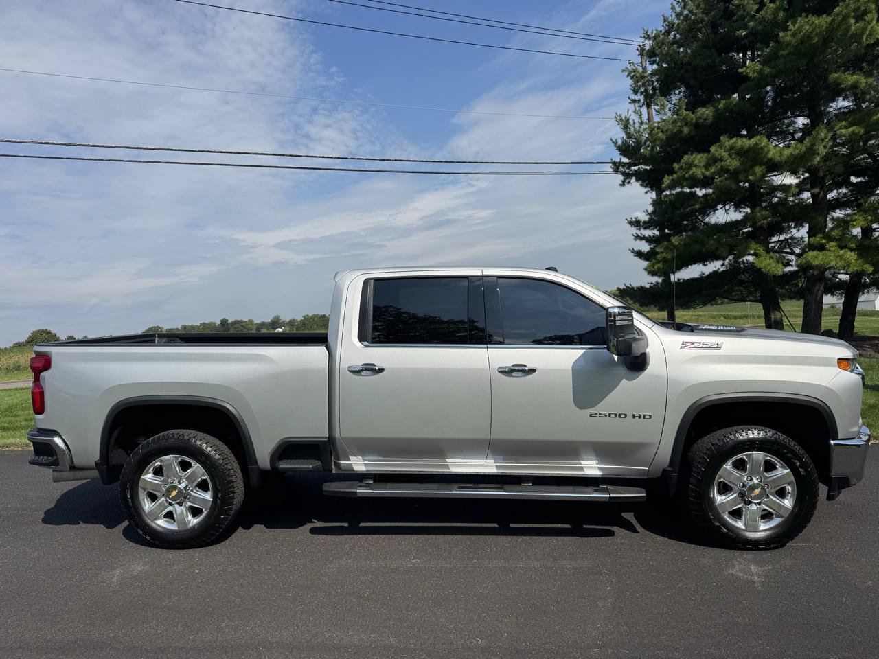 Used 2023 Chevrolet Silverado 2500 LTZ w/ LTZ Plus Package AWD/4WD image 6