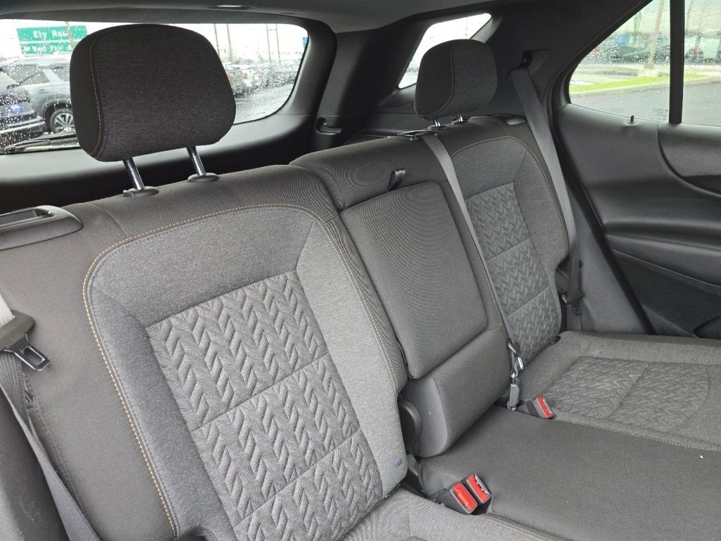Used 2023 Chevrolet Equinox LT image 16