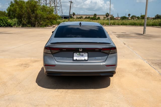 Used 2025 Honda Accord Sport image 4