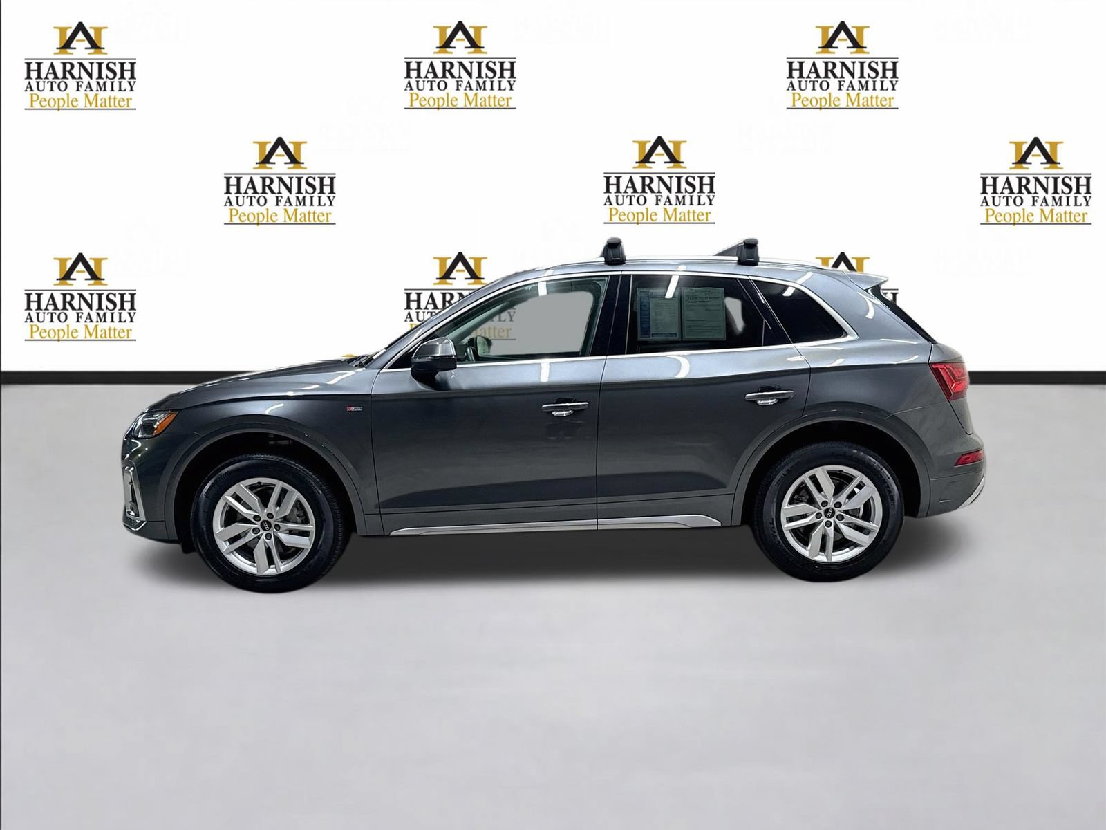 Used 2023 Audi Q5 2.0T Premium w/ Convenience Package AWD/4WD image 10