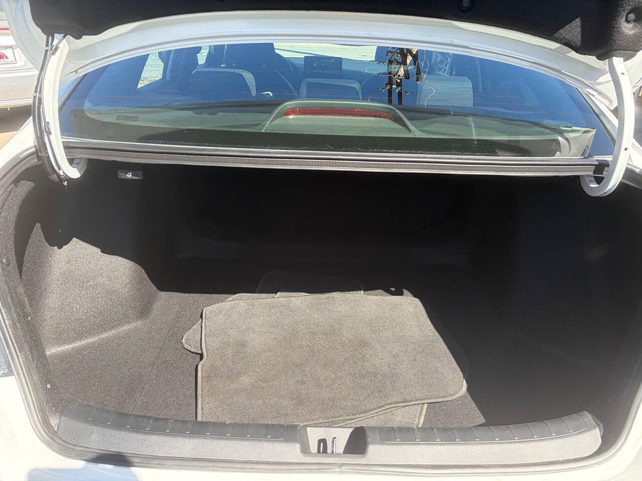 Used 2023 Honda Civic Sport image 11