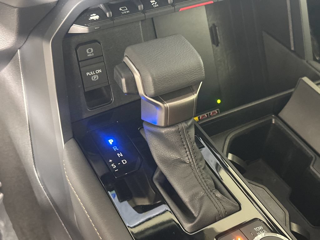 Used 2026 Toyota Sequoia Capstone AWD/4WD image 31