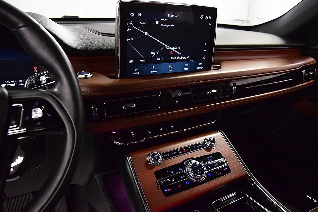 Used 2022 Lincoln Aviator Reserve w/ Equipment Group 201A image 21