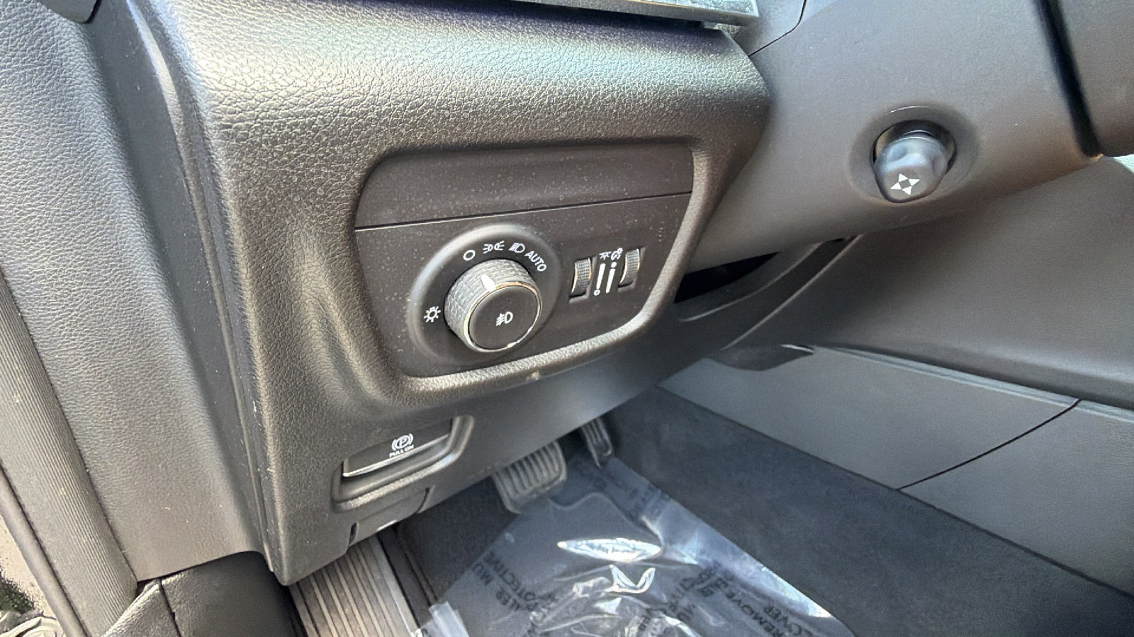 Used 2024 Jeep Grand Cherokee Summit AWD/4WD image 25