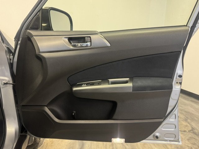 Used 2012 Subaru Forester 2.5X Limited AWD/4WD image 21