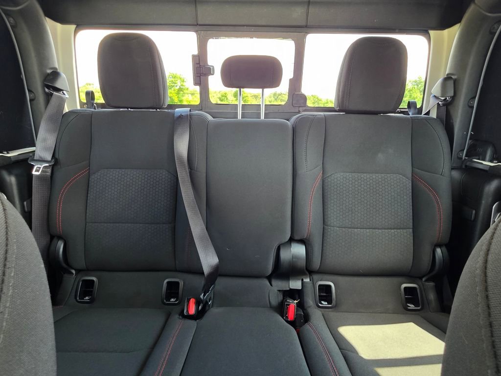 Used 2020 Jeep Gladiator Rubicon AWD/4WD image 30