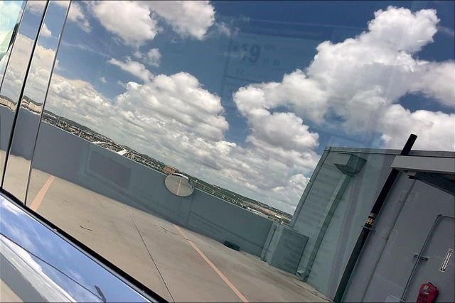 New 2025 Land Rover Range Rover Sport Dynamic SE image 16