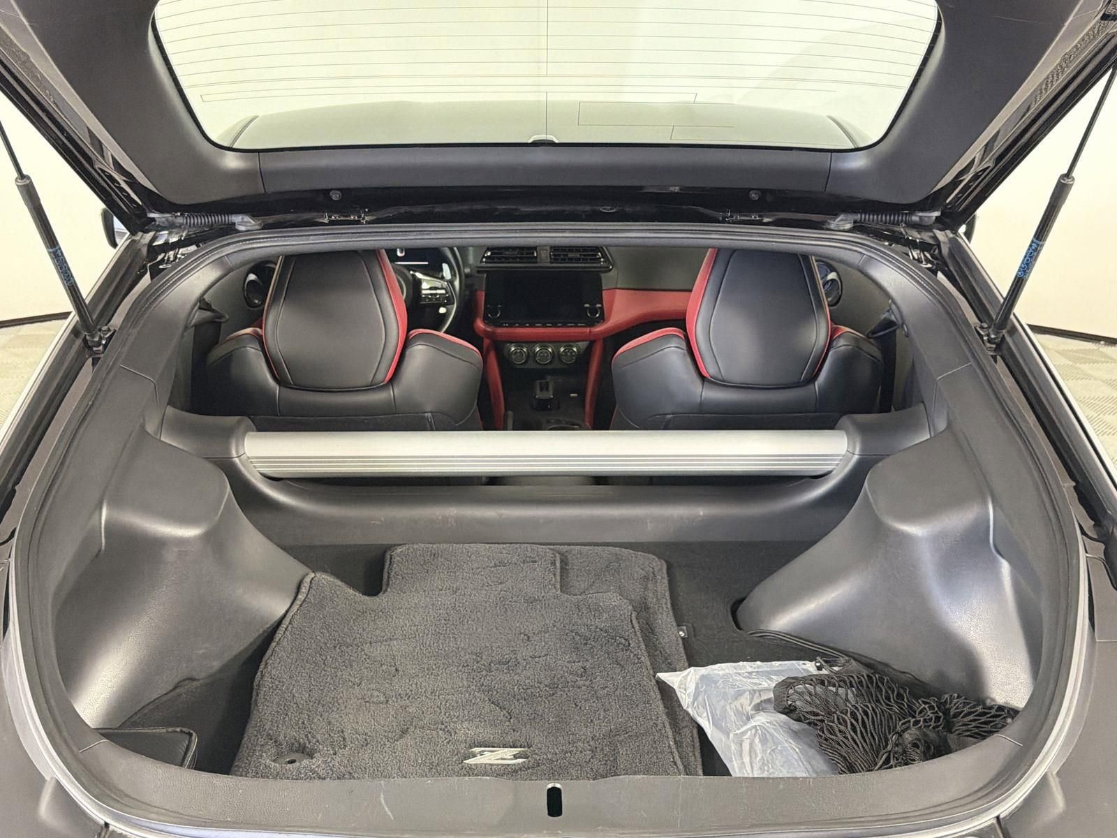 Used 2024 Nissan Z Performance w/ Floor Mat Package image 25
