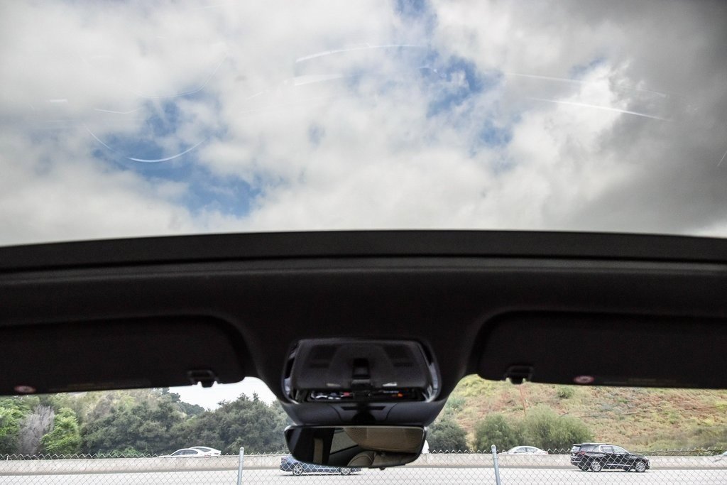 New 2024 Cadillac Lyriq Sport w/ Nappa Leather Package image 18