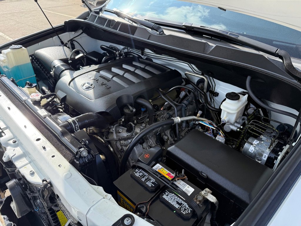 Used 2019 Toyota Sequoia SR5 image 37