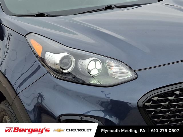 Used 2022 Kia Sportage Nightfall Edition image 11