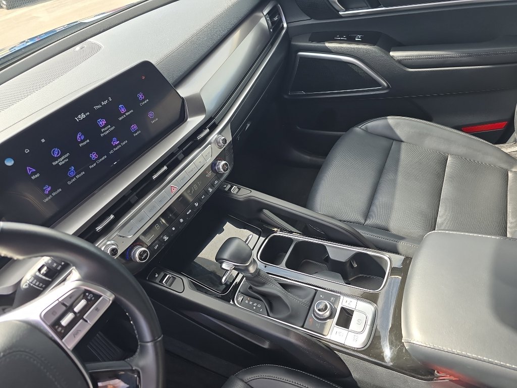 Used 2025 Kia Telluride S image 18